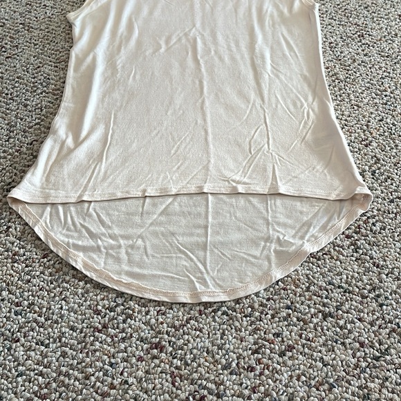 Xhilaration Cream Color & Black Casual Top. XS - Picture 5 of 5